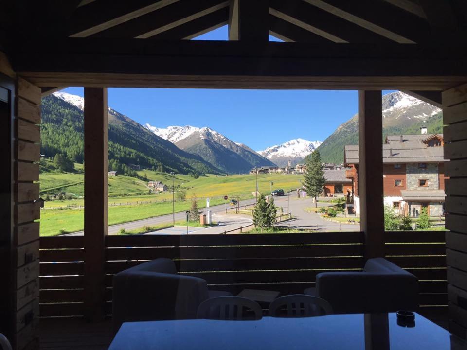Cronox Vinecc Aparthotel Livigno Exteriör bild