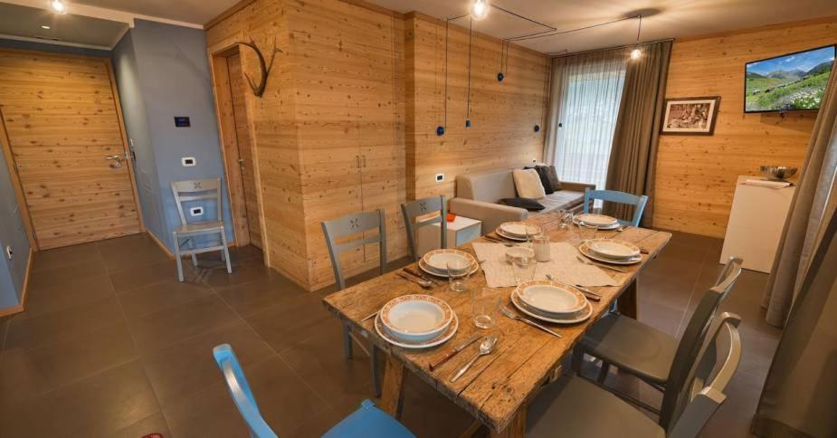 Cronox Vinecc Aparthotel Livigno Exteriör bild
