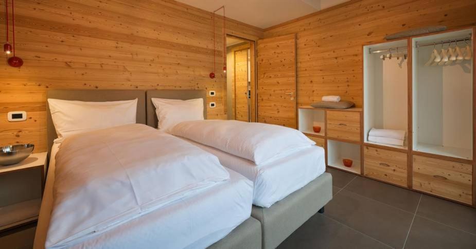 Cronox Vinecc Aparthotel Livigno Exteriör bild