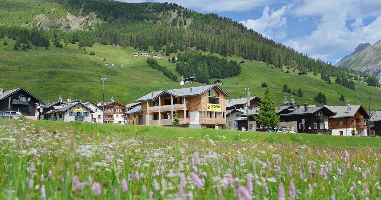 Cronox Vinecc Aparthotel Livigno Exteriör bild